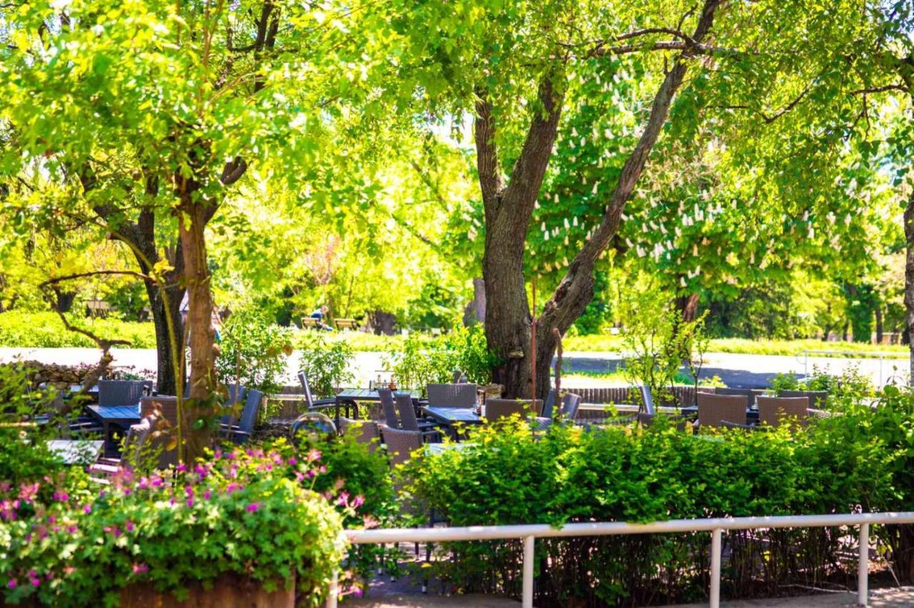 Hotel Ezeroto Stara Zagora Esterno foto